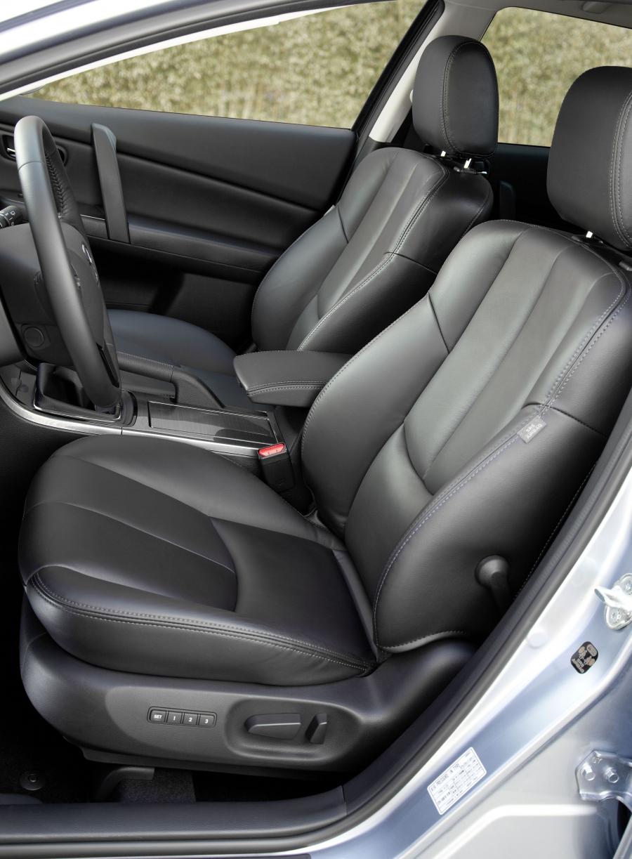  Mazda6 Hatchback 2010 года  (фото 18 из 49)